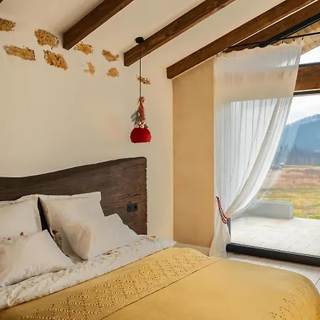 Chalet шпаківня