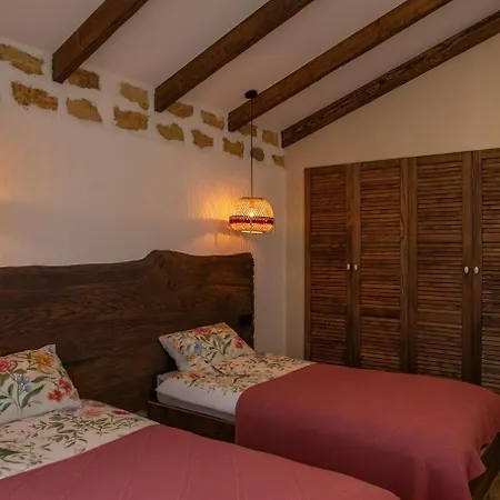 Chalet шпаківня